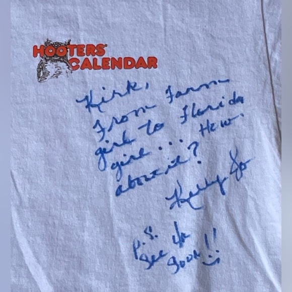 Rare Vintage 1995 Native Sun Signed Hooters Calendars Model T Shirt Size XL - Picture 4 of 6